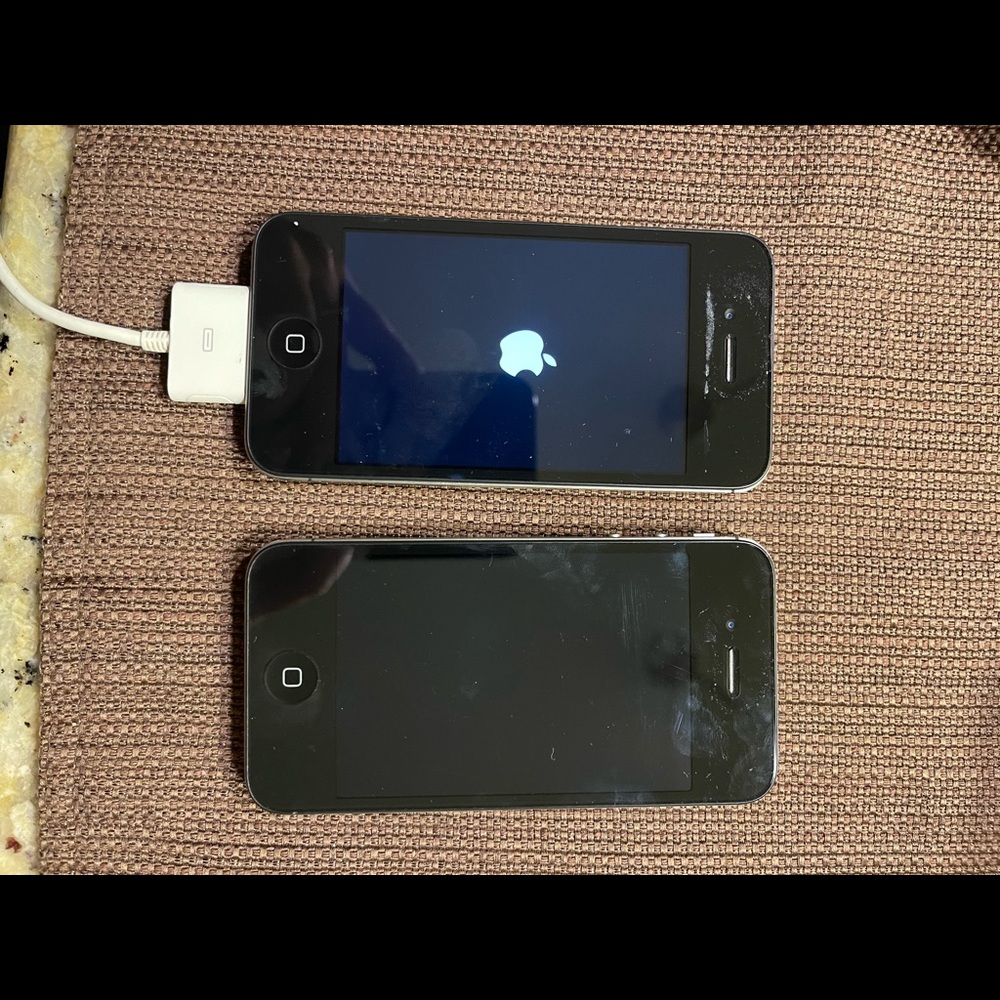 iPhone 4s